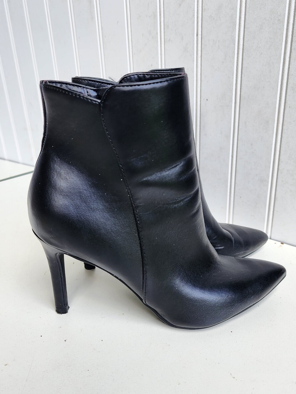 Nine West Ankle Boots Women's Black  Leather Heels Zip Side  5.5 M